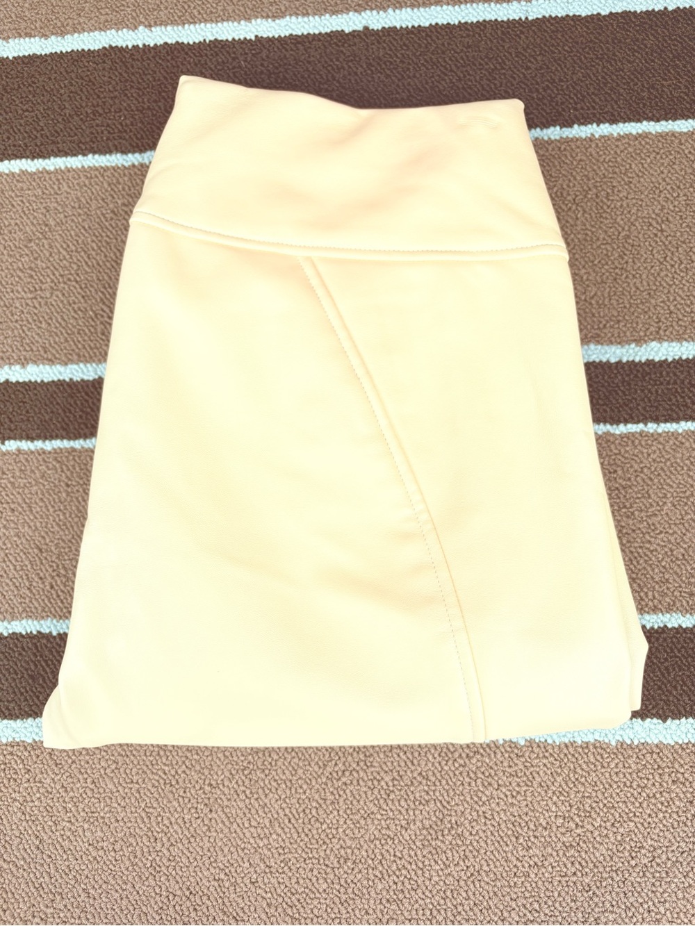 WOLFORD CREAM VEGAN FAUX LEATHER PANTS